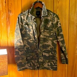 Camo lightweight flak jacket. Cute with jeans or leggings
